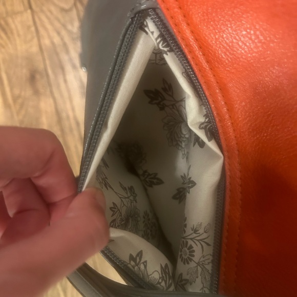 Vegan leather backpack, like new - Picture 11 of 16